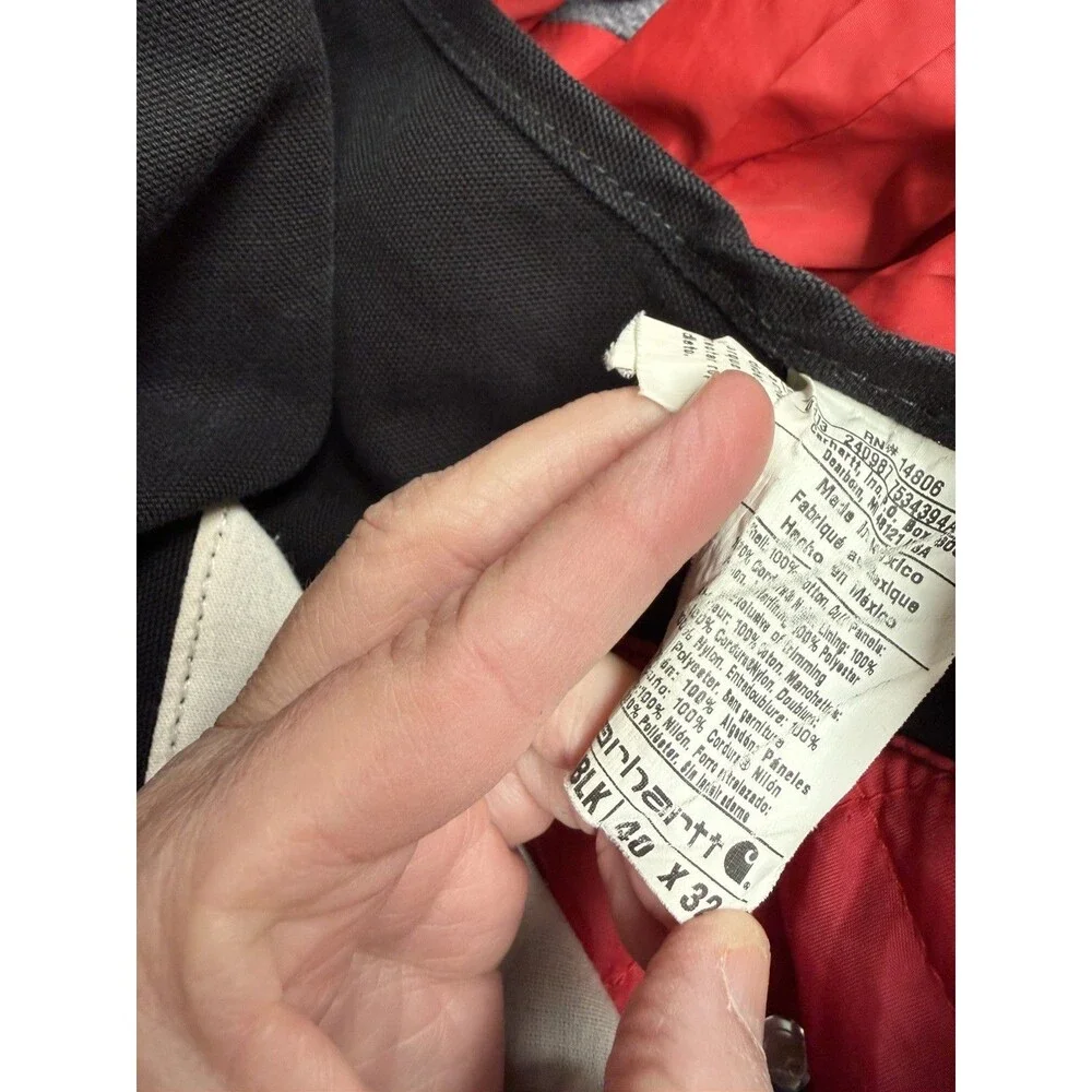 Carhartt  Black Bib Overalls With Quilt Insulation  Size 40x30 Thick Red Inside